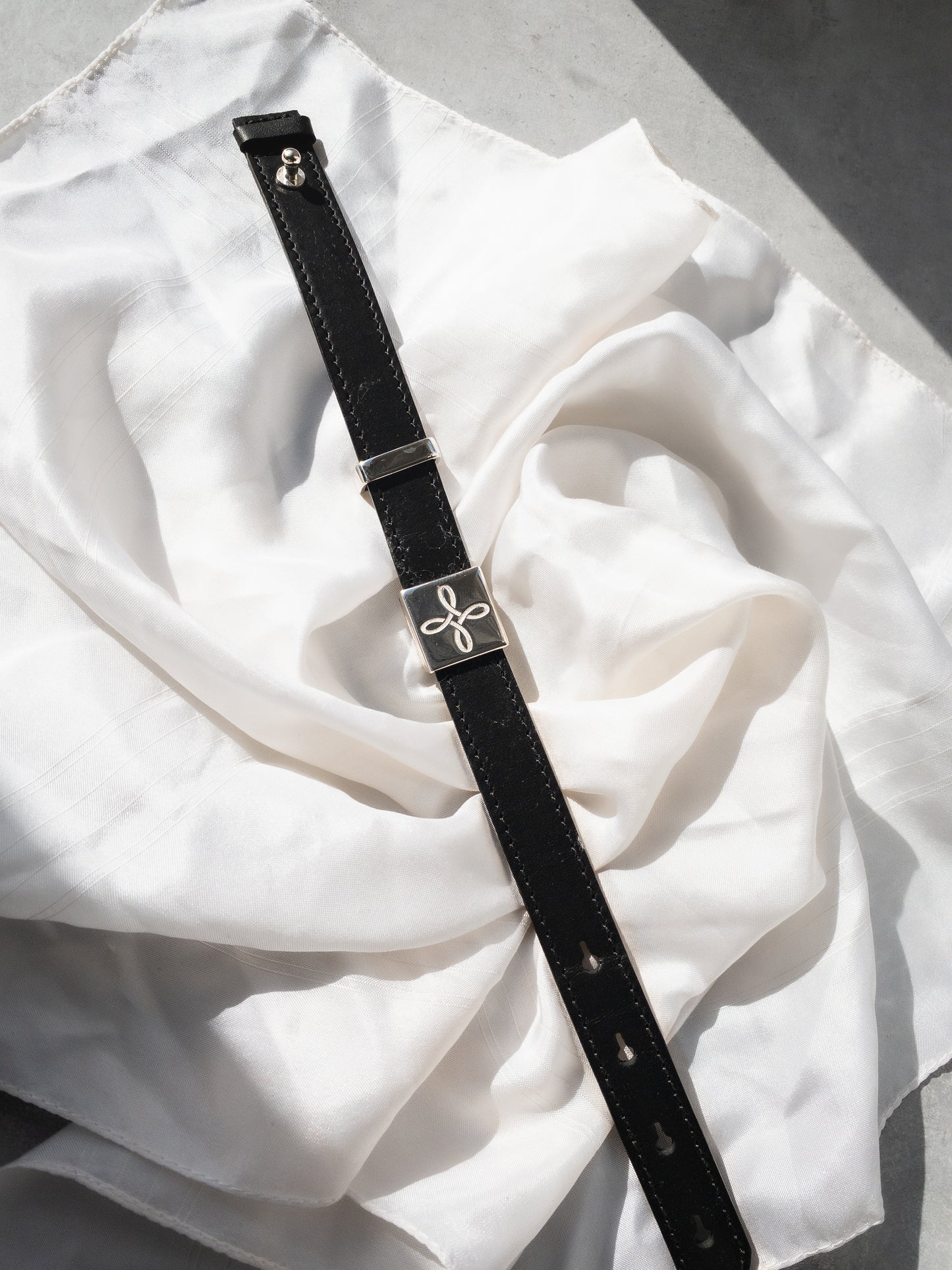 Kayra Infinity Bracelet - Black (Thick)